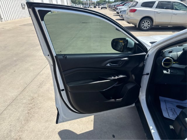 Used 2026 Chevrolet Trax LT w/ Driver Confidence Package FWD image 21