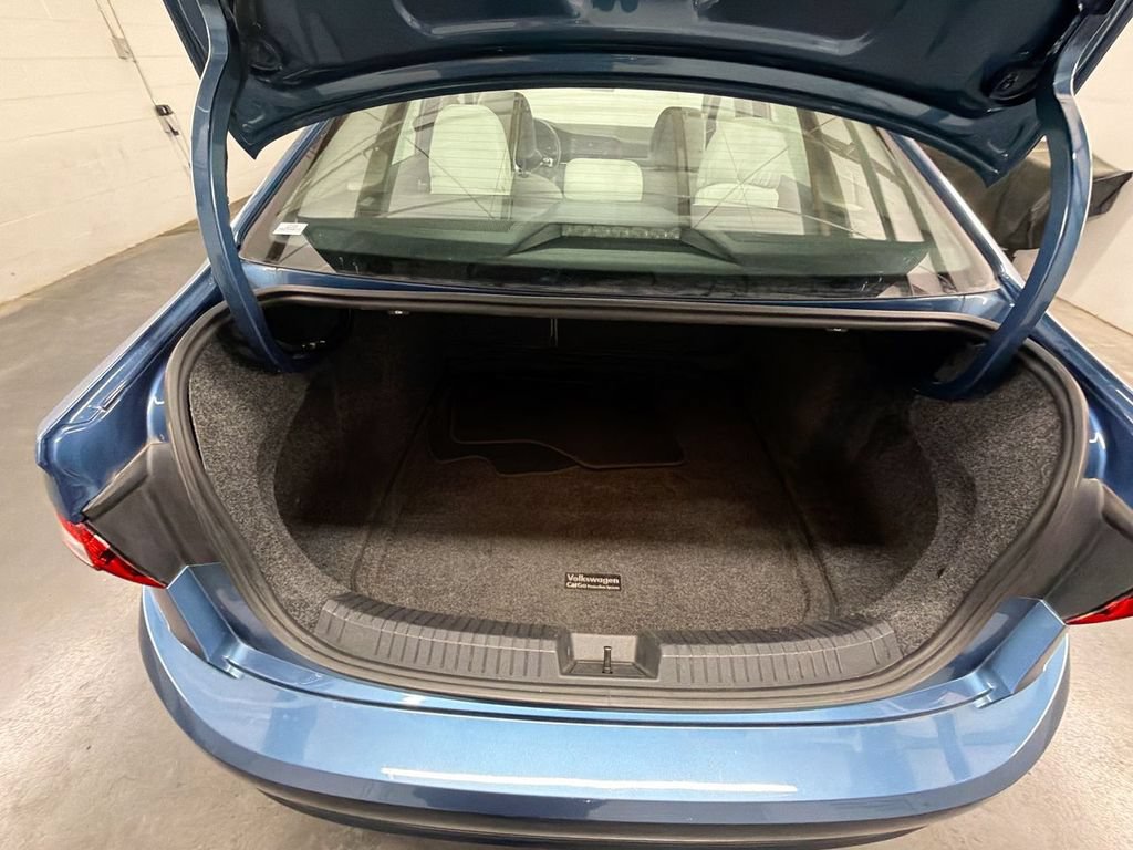 Used 2019 Volkswagen Jetta S w/ Driver Assistance Package FWD image 22