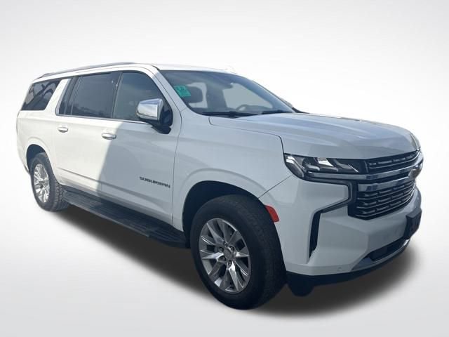 Used 2023 Chevrolet Suburban Premier image 2