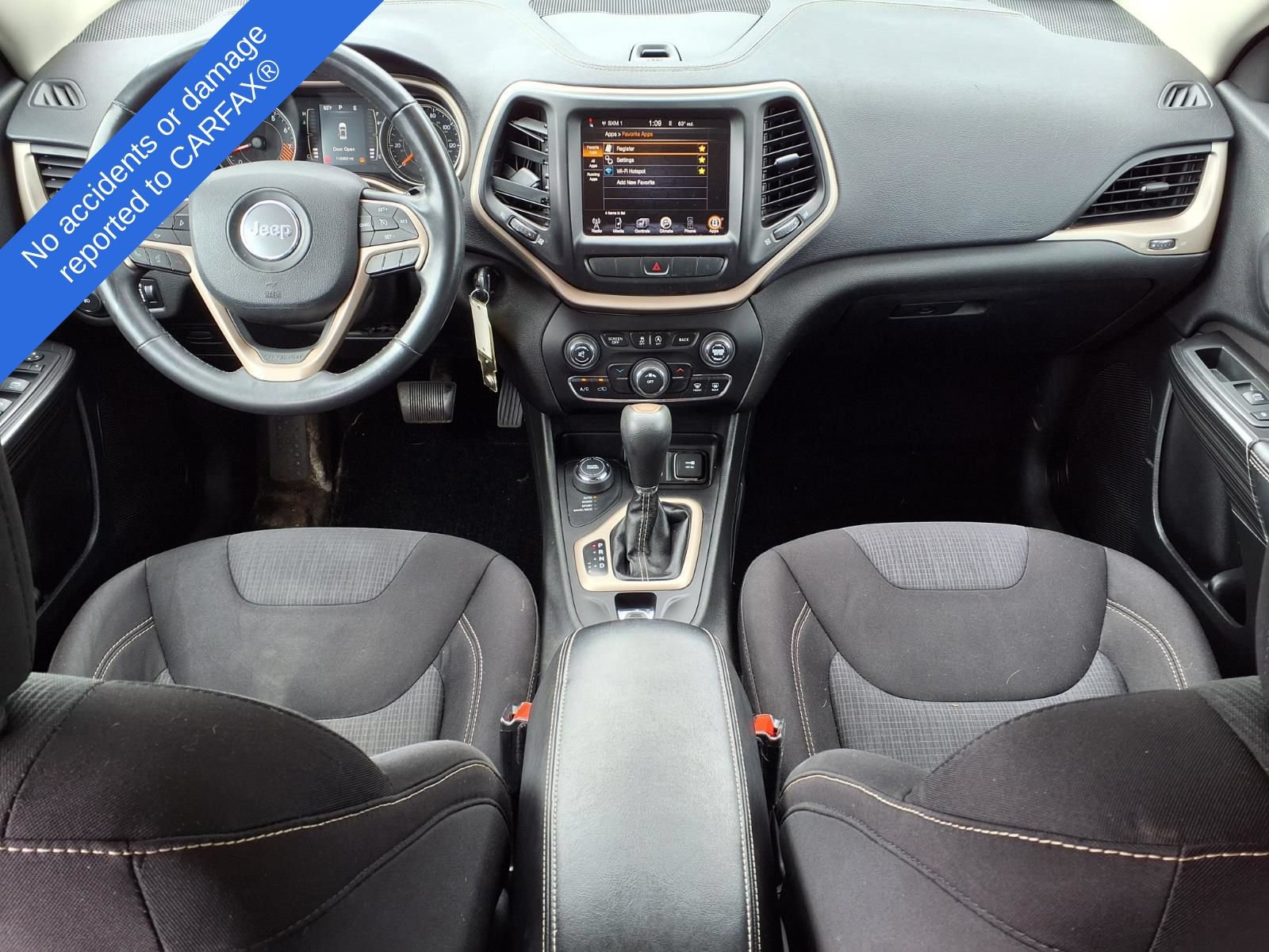 Used 2015 Jeep Cherokee Latitude w/ Cold Weather Group AWD/4WD image 14