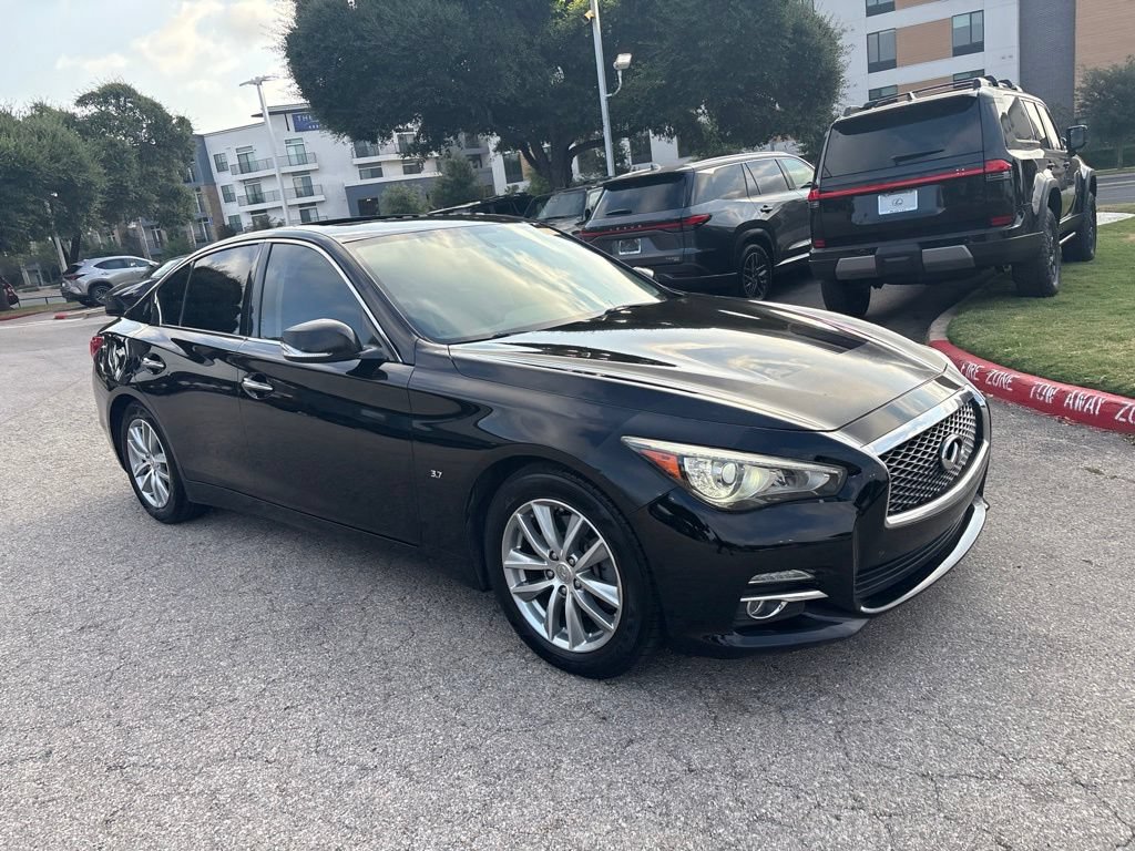 Used 2015 INFINITI Q50 Premium w/ Navigation Package RWD image 7