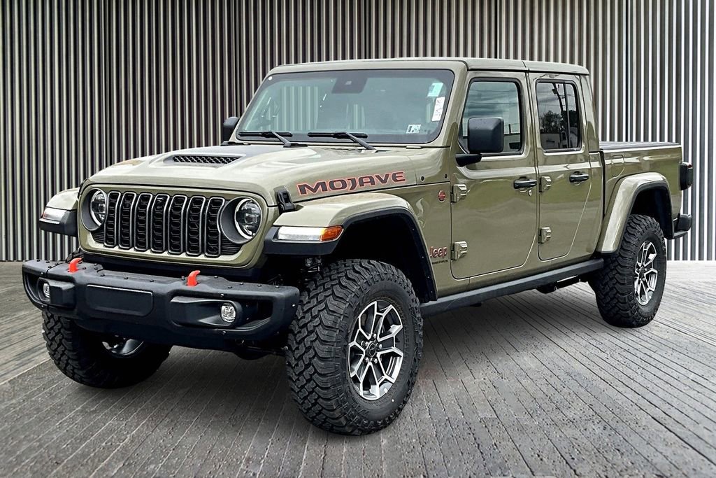 New 2025 Jeep Gladiator Mojave image 2