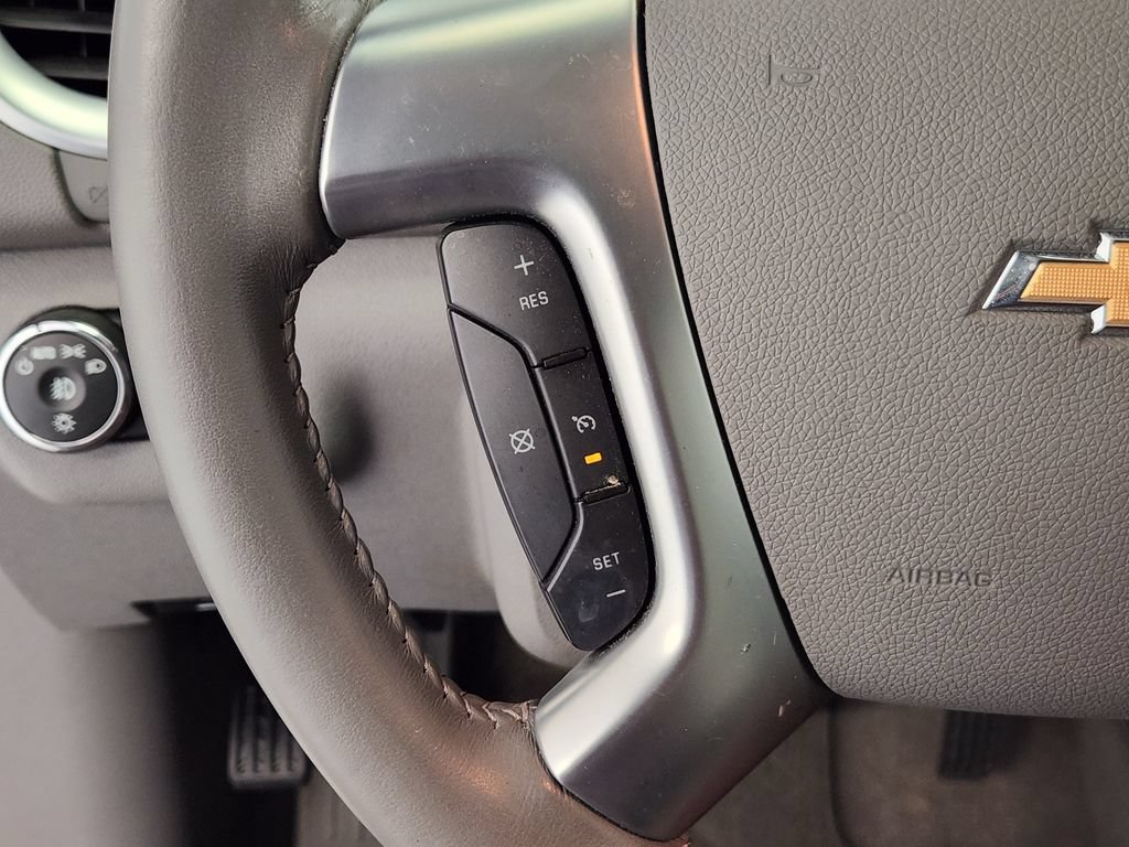 Used 2017 Chevrolet Traverse LT FWD image 24