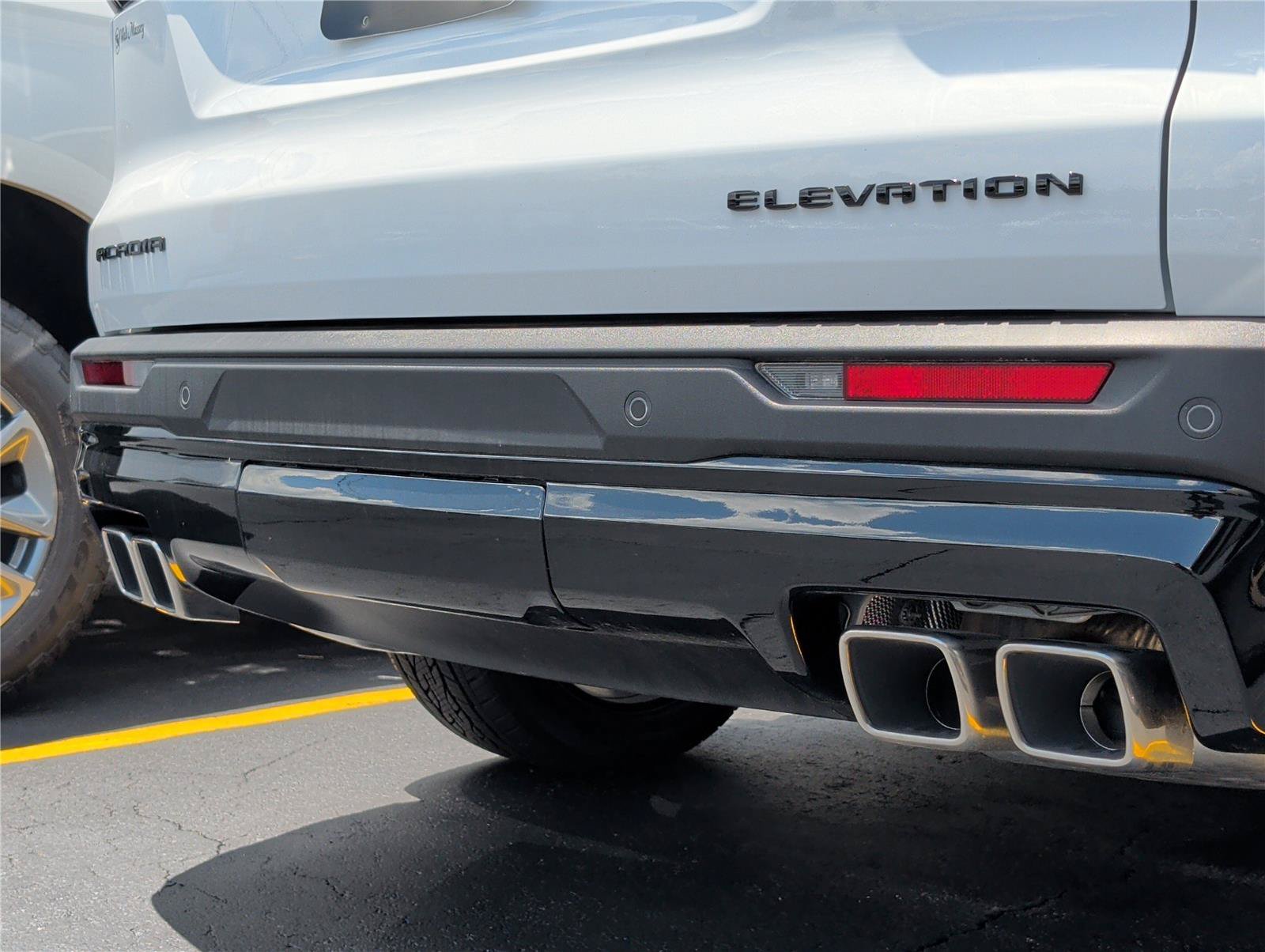 New 2026 GMC Acadia Elevation w/ Black Edition FWD image 32