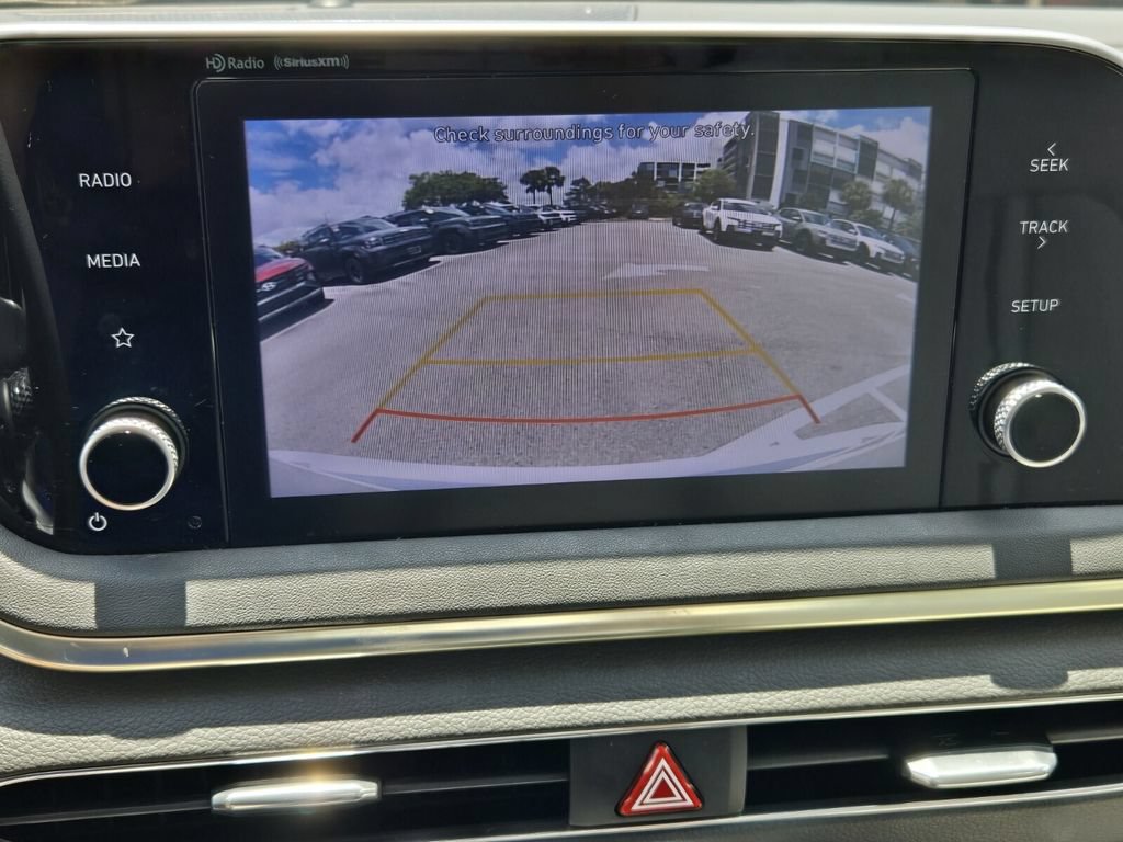 Certified 2022 Hyundai Sonata SEL w/ Preferred Accessory Package FWD image 19