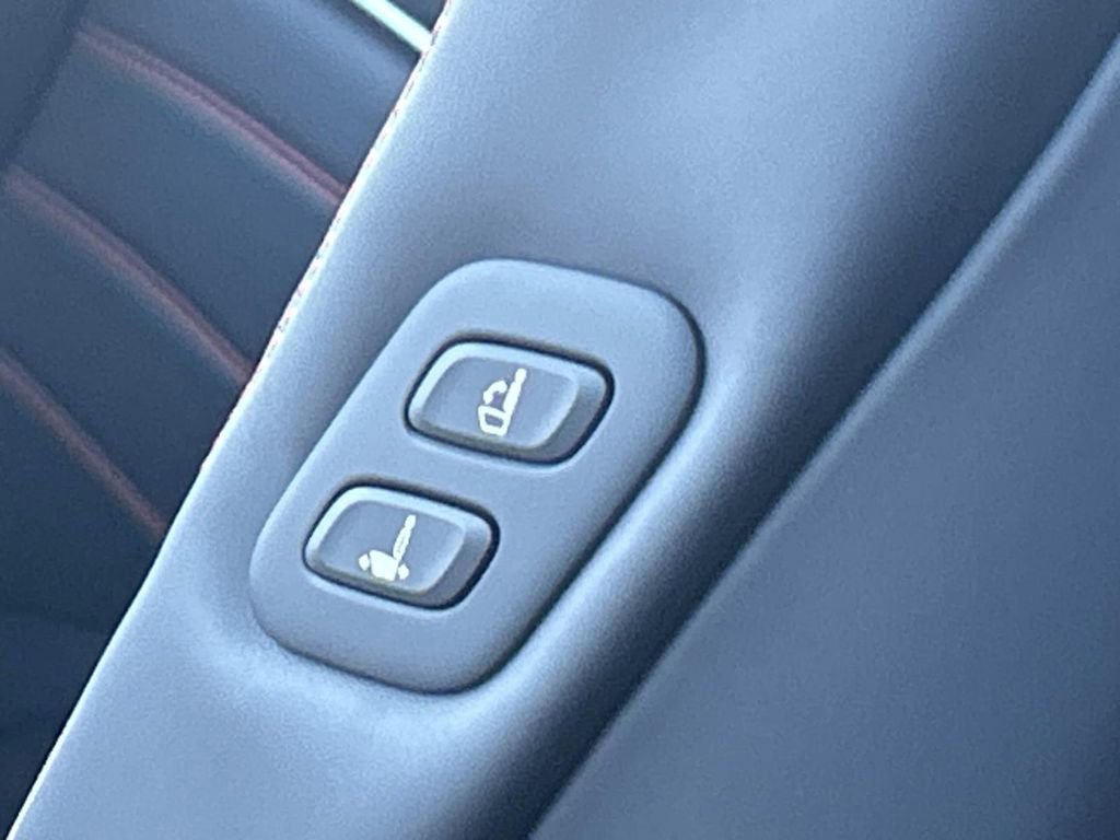 New 2026 Genesis GV80 3.5T e-SC image 24