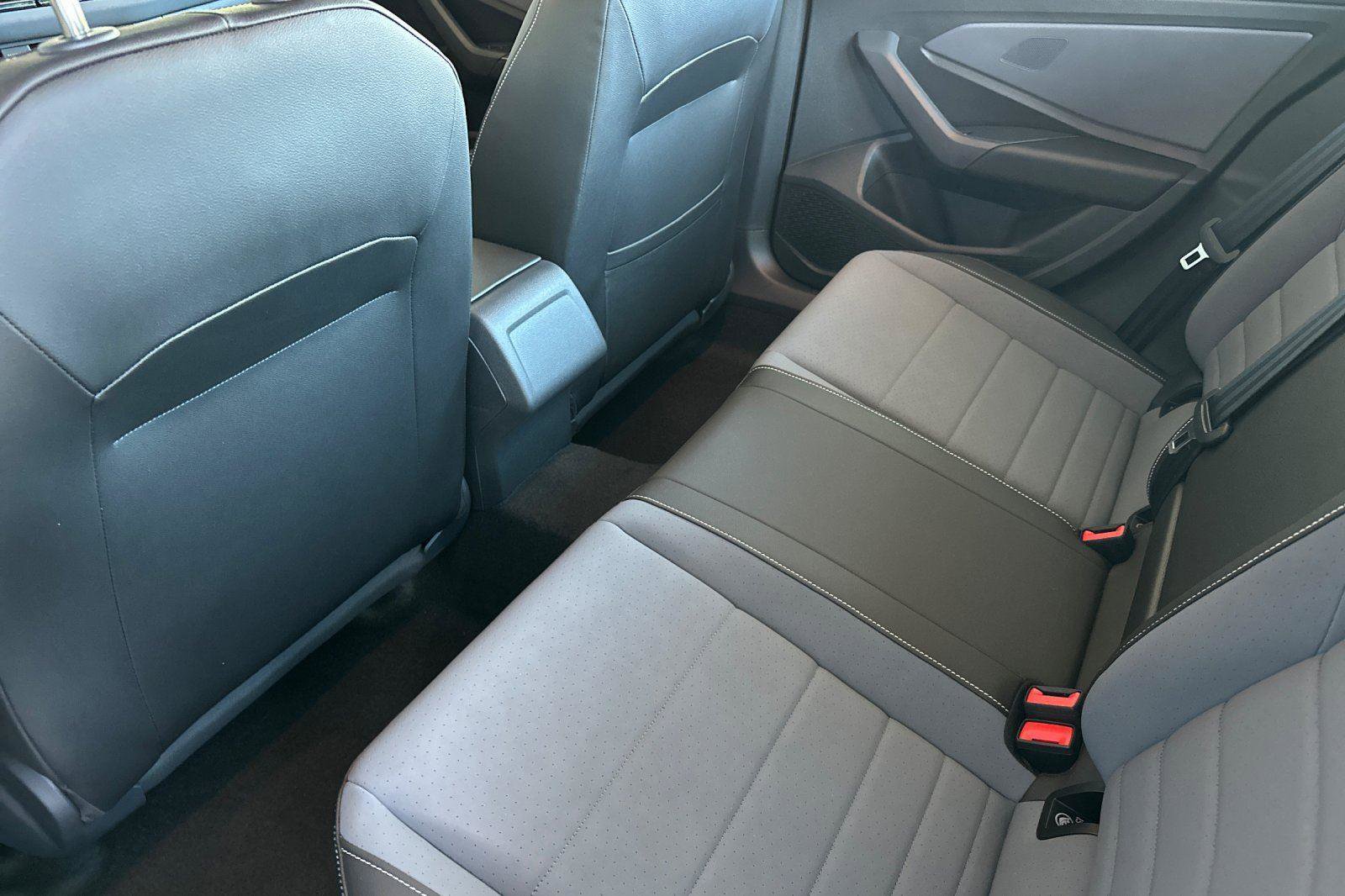 New 2025 Volkswagen Jetta SE image 11