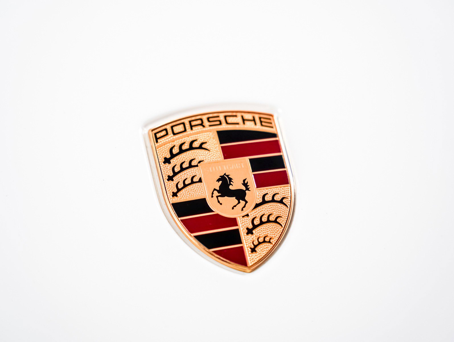 Certified 2025 Porsche Macan S AWD/4WD image 28
