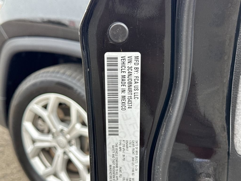 Used 2024 Jeep Compass Latitude AWD/4WD image 33