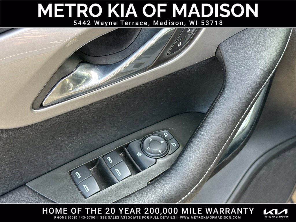 Used 2023 Chevrolet Blazer LT AWD/4WD image 12