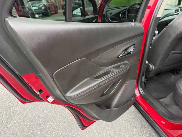 Used 2017 Buick Encore Essence FWD image 20