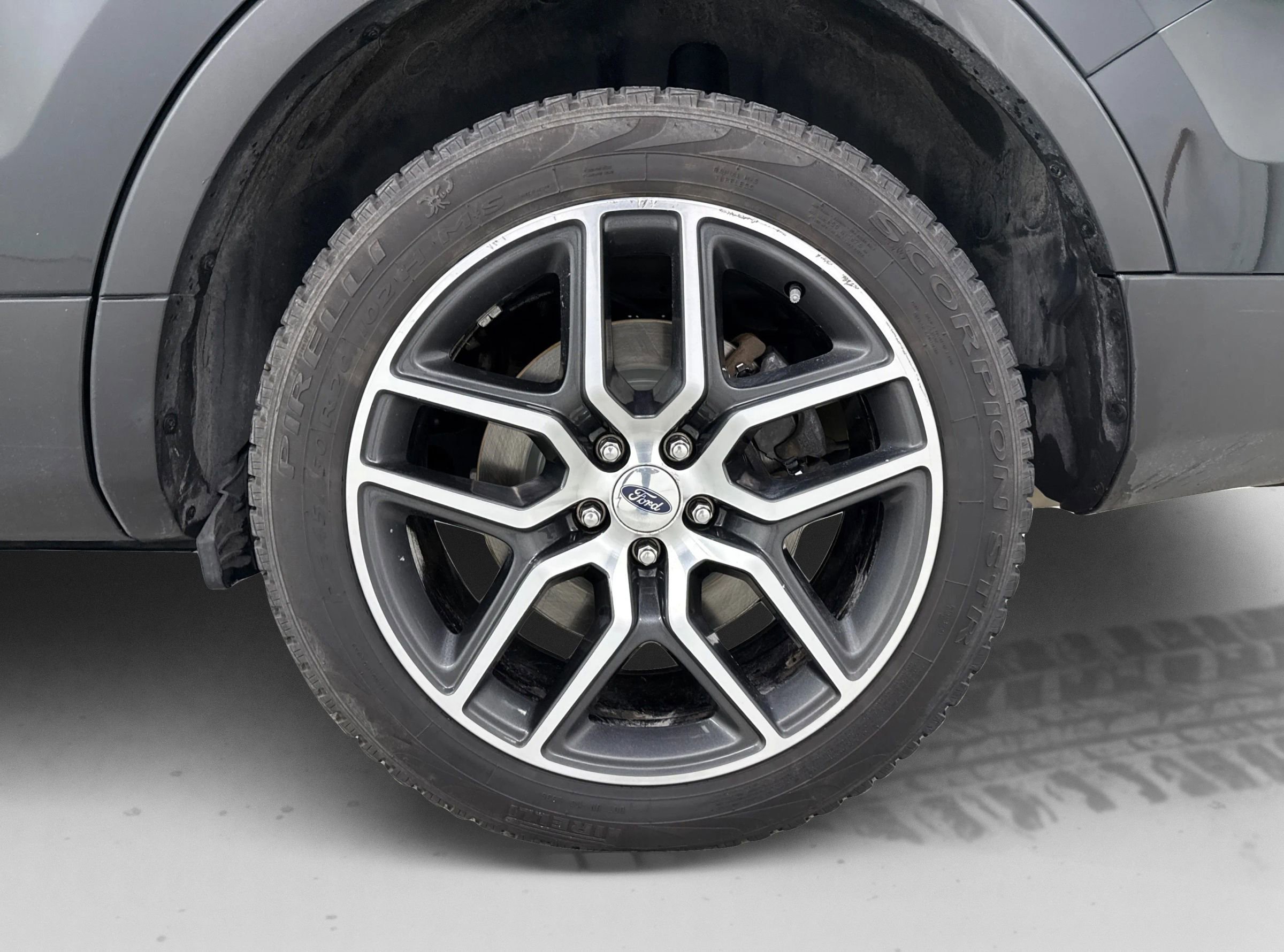 Used 2017 Ford Explorer Sport w/ Equipment Group 401A image 25