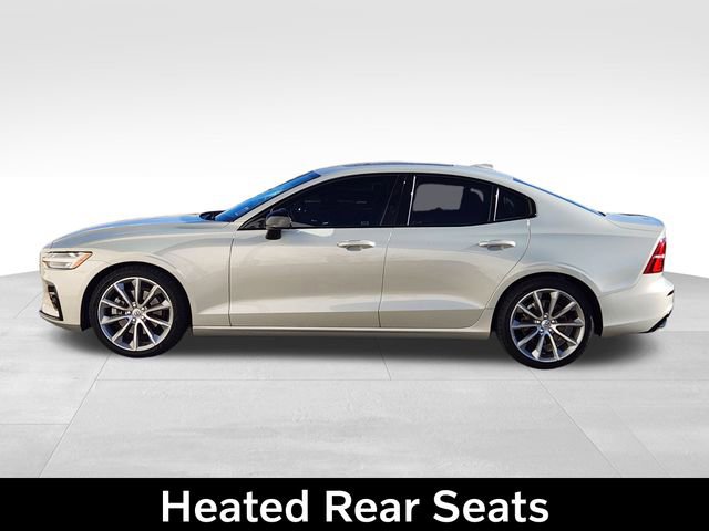 Certified 2021 Volvo S60 T5 Momentum w/ Premium Package image 6