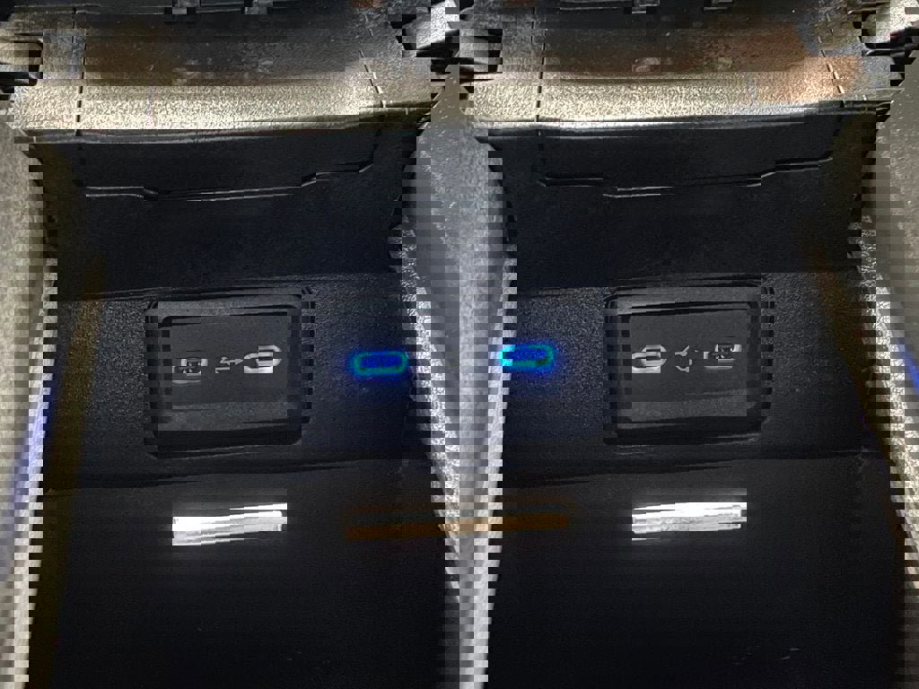 Used 2024 Mercedes-Benz C 63 AMG S image 64