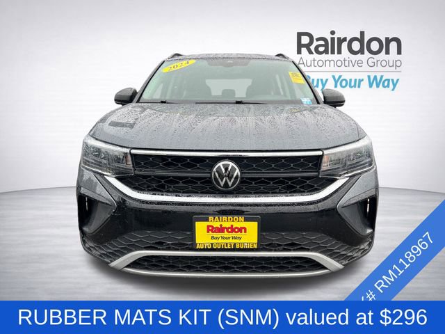 Used 2024 Volkswagen Taos S FWD image 2