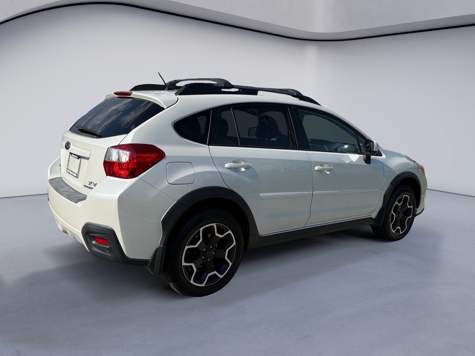 Used 2014 Subaru Crosstrek 2.0i Premium w/ Moonroof Package AWD/4WD image 5