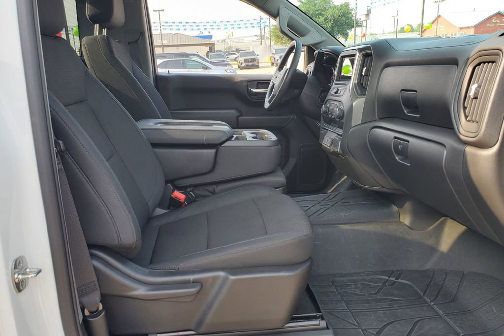 Used 2026 Chevrolet Silverado 1500 W/T w/ WT Safety Package AWD/4WD image 18