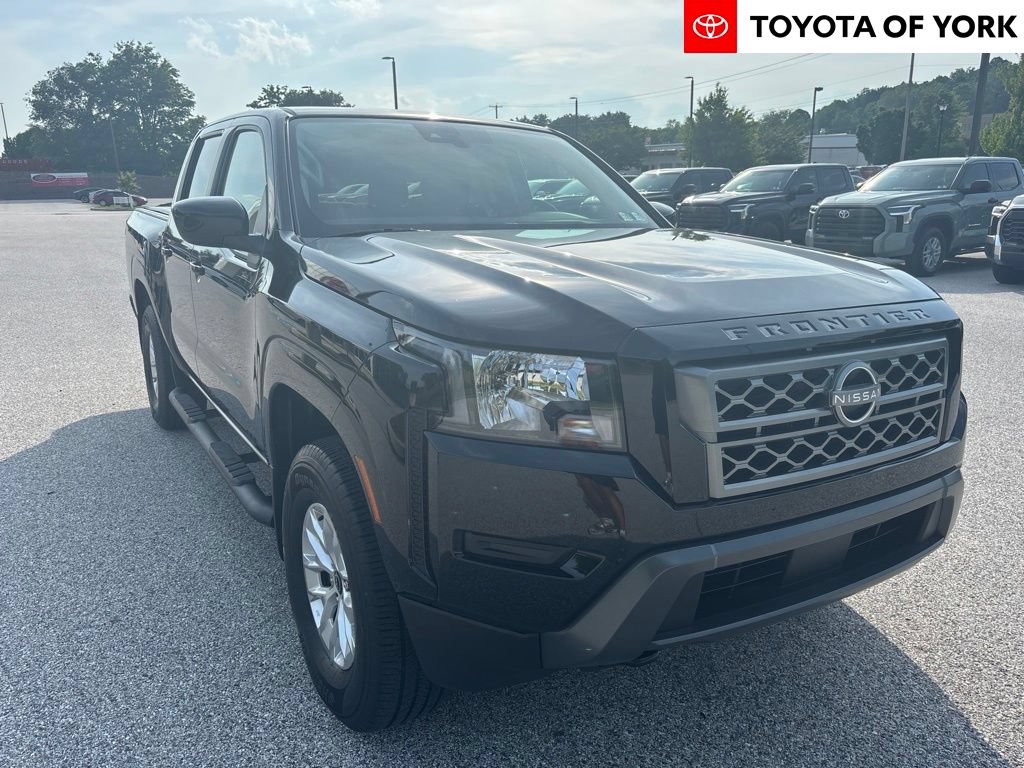 Used 2024 Nissan Frontier SV w/ Tow Package AWD/4WD image 1