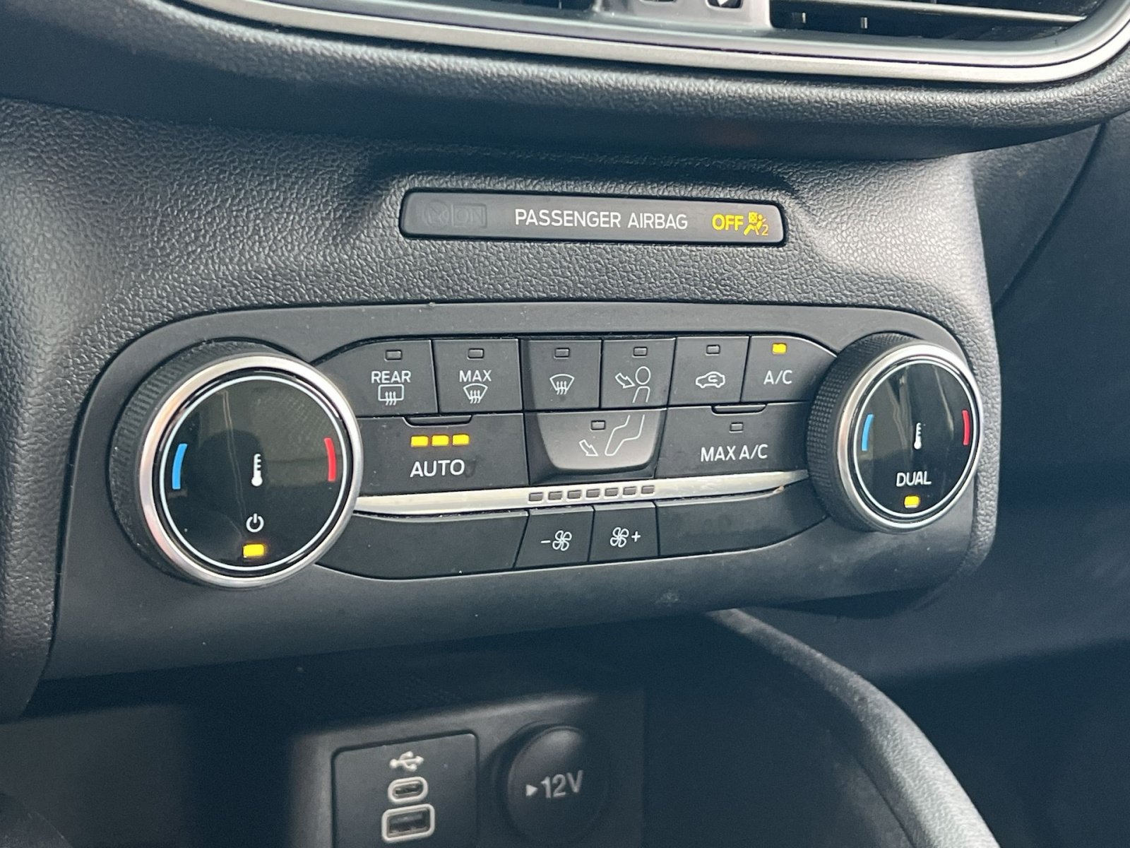 Used 2025 Ford Escape Active FWD image 20
