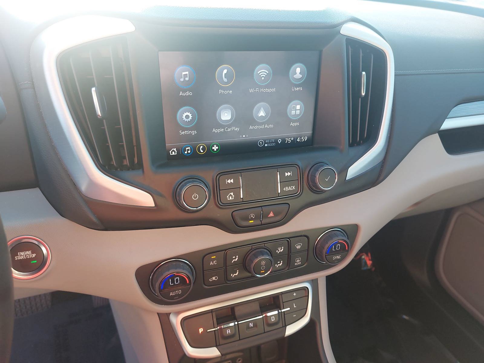 Used 2024 GMC Terrain SLT AWD/4WD image 20