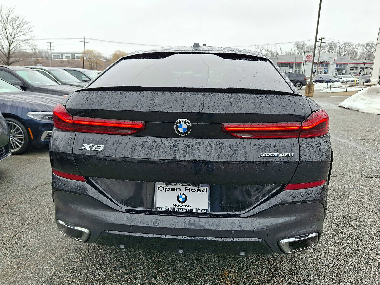 Used 2024 BMW X6 xDrive40i w/ Parking Assistance Package AWD/4WD image 5