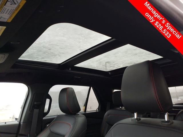 Used 2022 Ford Explorer ST-Line w/ Class IV Trailer Tow Package image 29