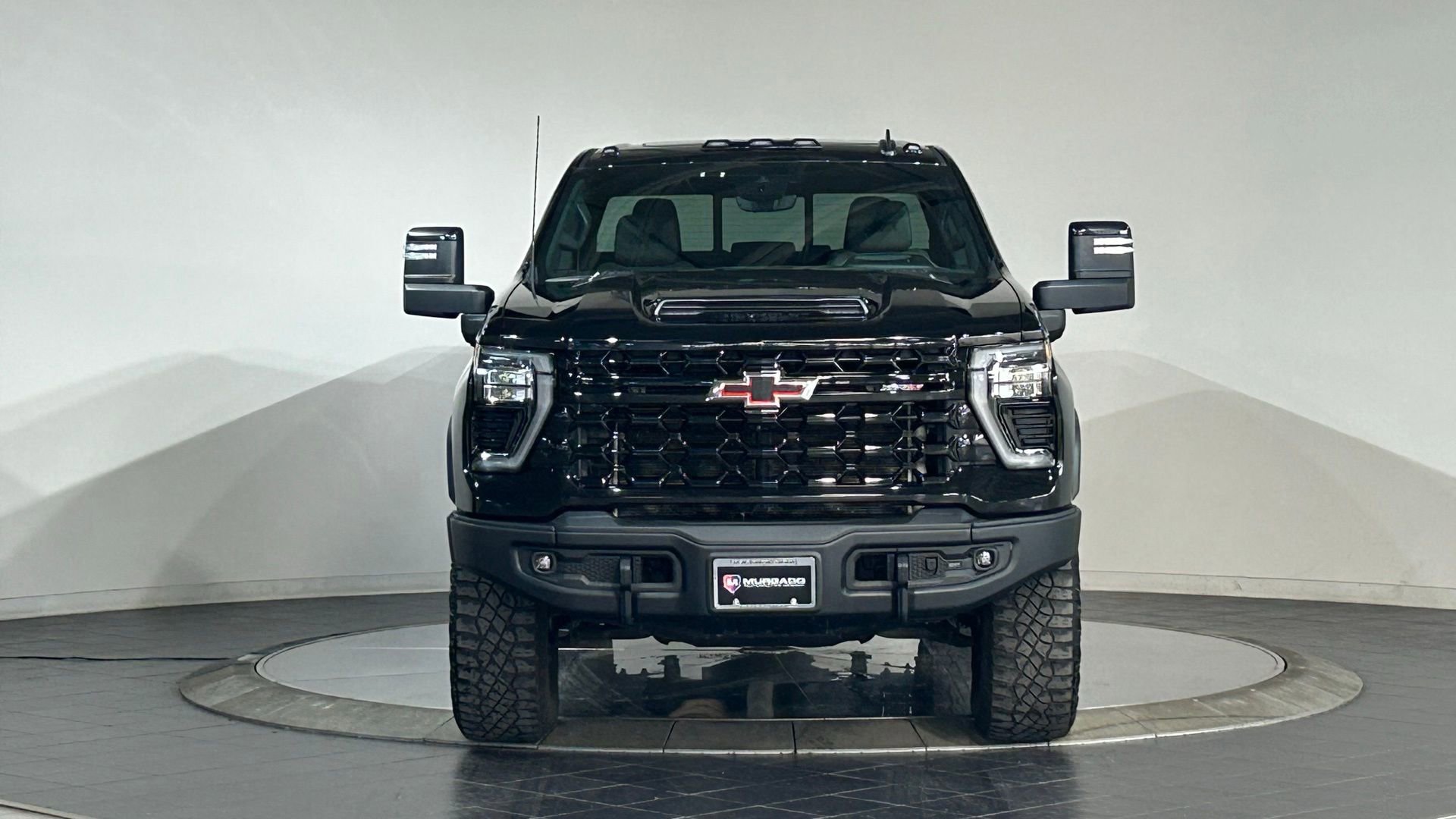 Used 2024 Chevrolet Silverado 2500 ZR2 w/ ZR2 Bison Edition AWD/4WD image 3