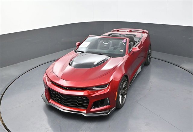 Used 2022 Chevrolet Camaro ZL1 image 17