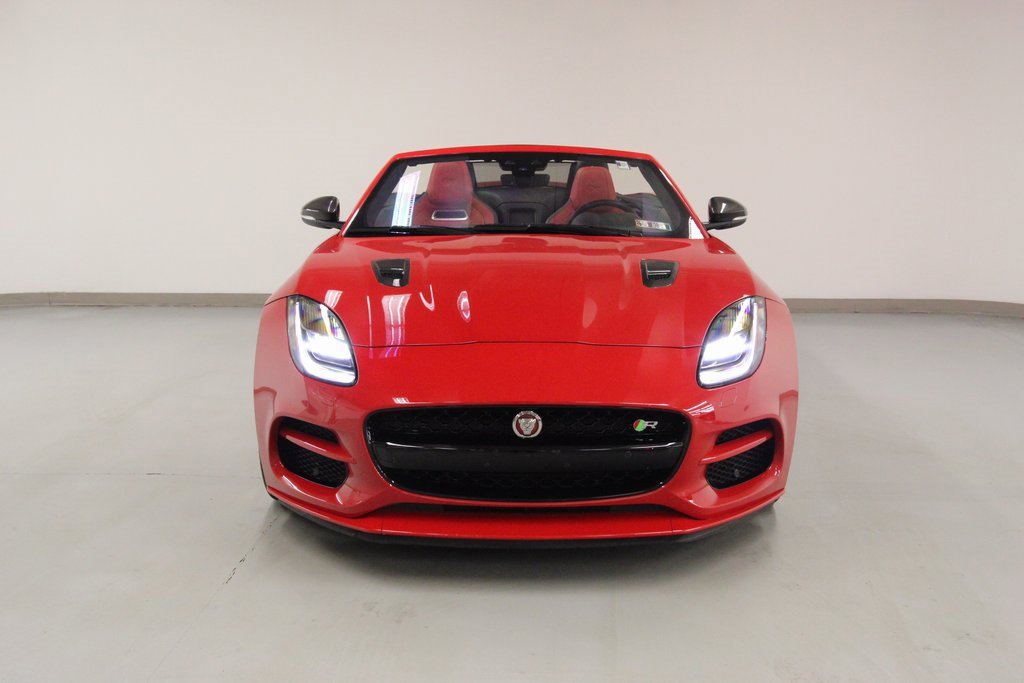 Used 2020 Jaguar F-TYPE R image 3