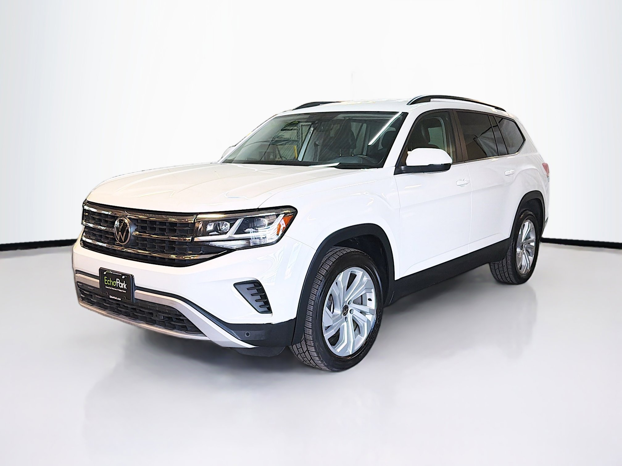 Used 2021 Volkswagen Atlas SE image 3