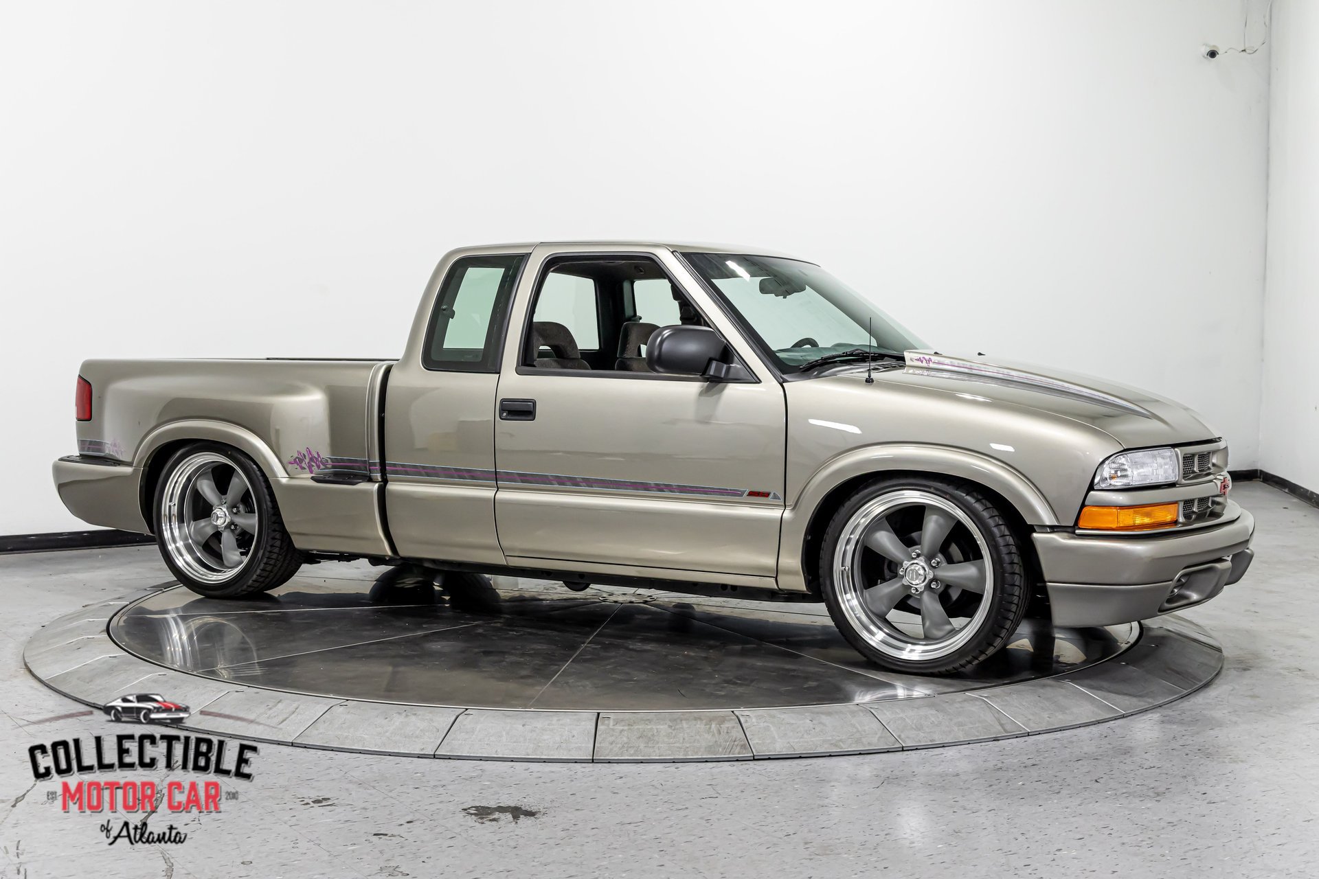 Used 2000 Chevrolet S10 Pickup LS w/ Preferred Equipment Group RWD image 22