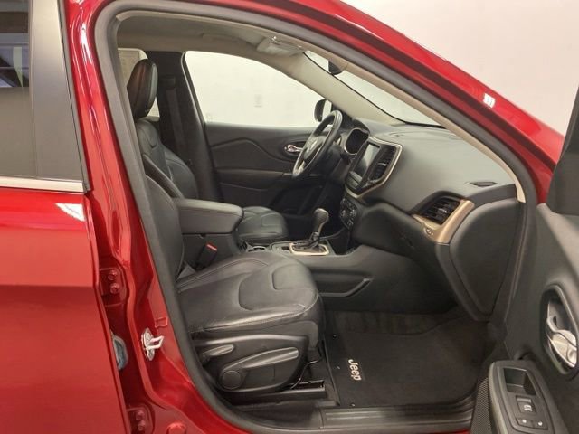 Used 2015 Jeep Cherokee Limited w/ Luxury Group FWD image 25