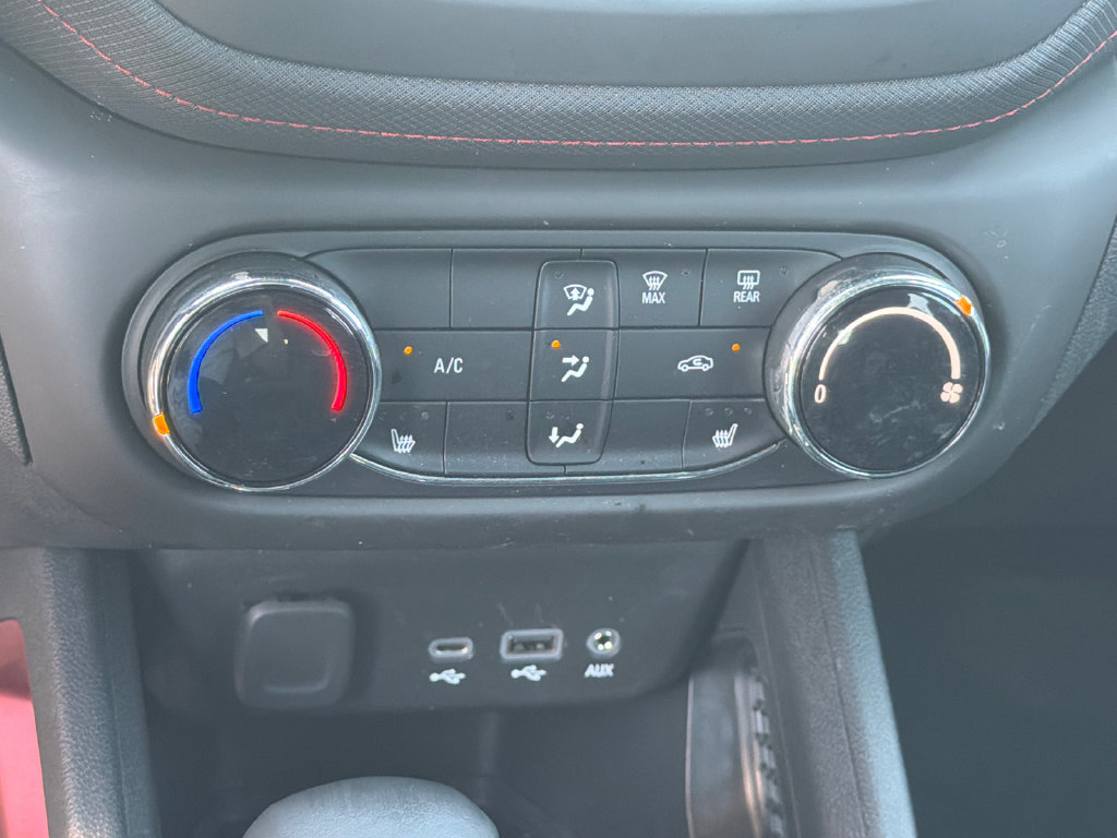 Used 2023 Chevrolet TrailBlazer RS AWD/4WD image 30