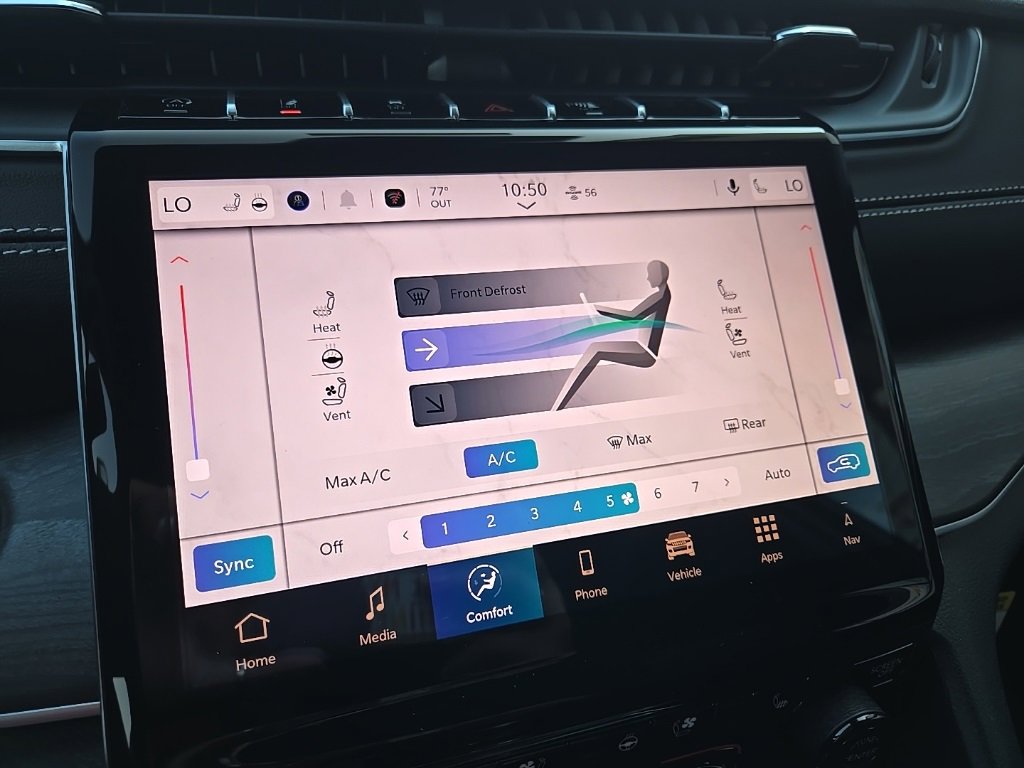 New 2025 Jeep Grand Cherokee Limited w/ Luxury Tech Group II image 50