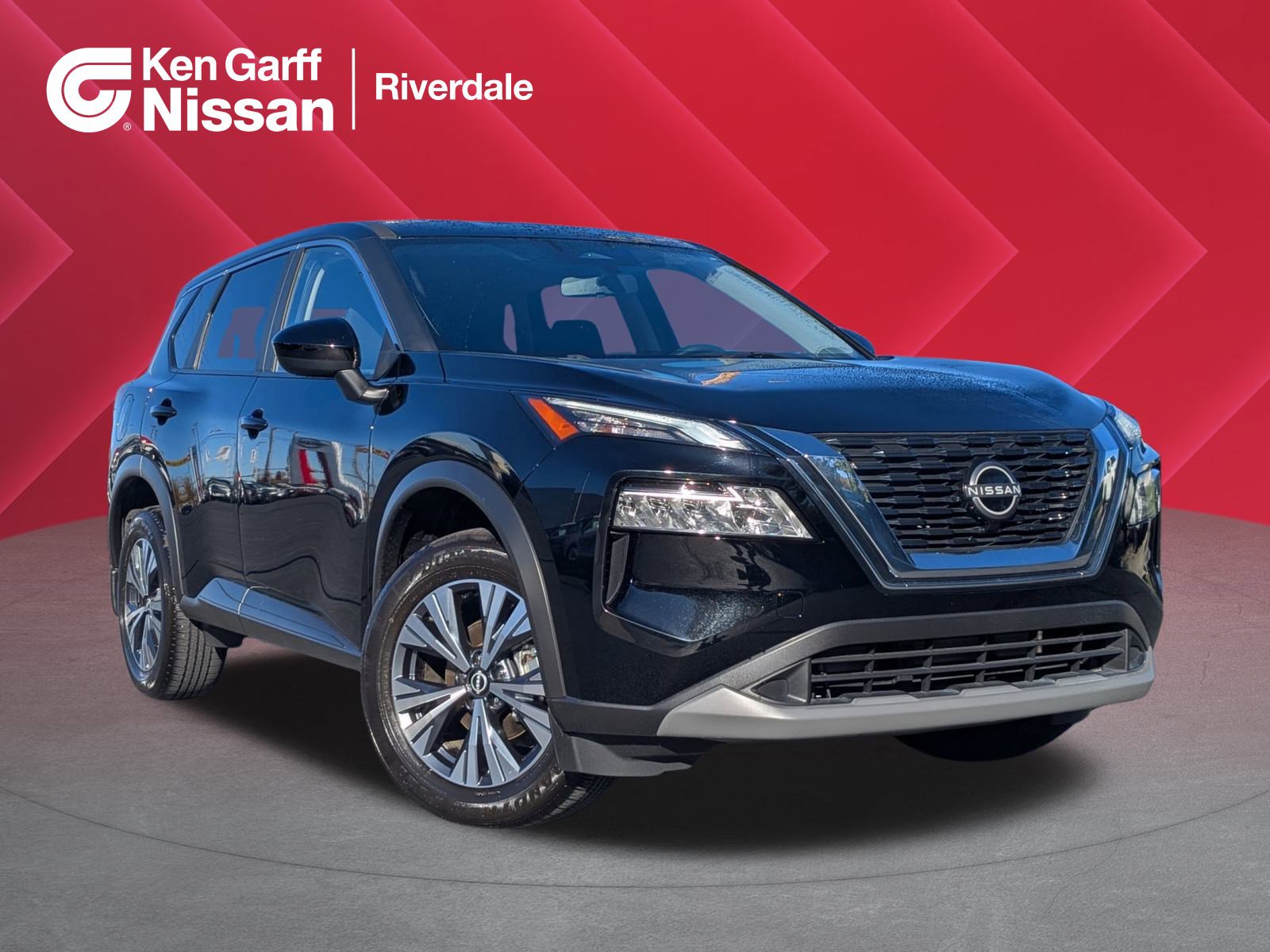 Used 2023 Nissan Rogue SV image 1