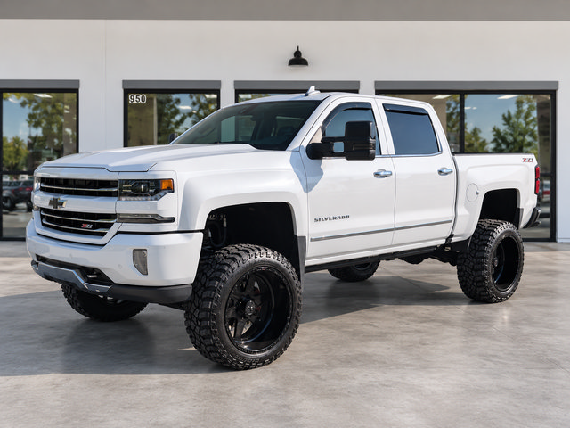 Used 2017 Chevrolet Silverado 1500 LTZ Z71 w/ LTZ Plus Package