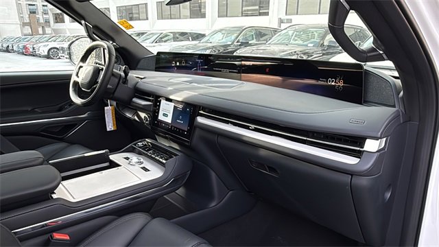 New 2026 Lincoln Navigator Reserve w/ Jet Appearance Package image 6