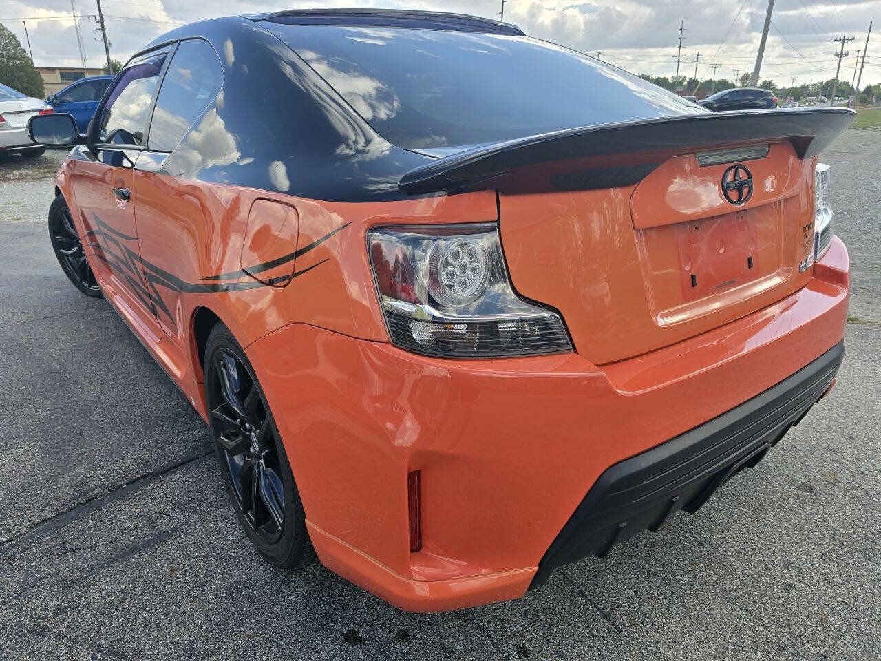 Used 2015 Scion tC image 7