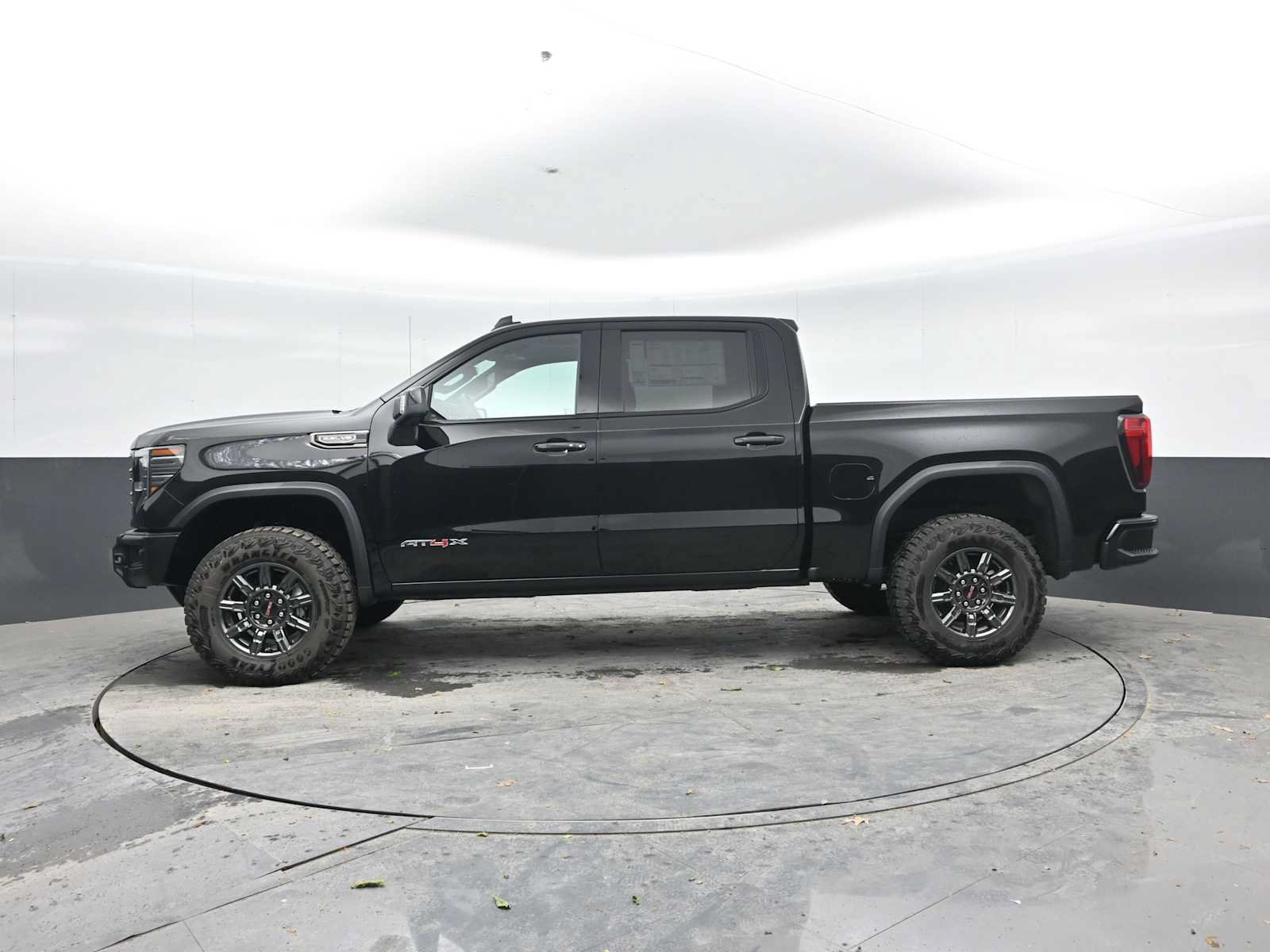 New 2026 GMC Sierra 1500 AT4X AWD/4WD image 3