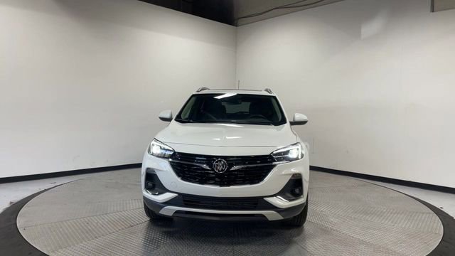 Used 2022 Buick Encore GX Essence w/ Experience Buick Package image 3