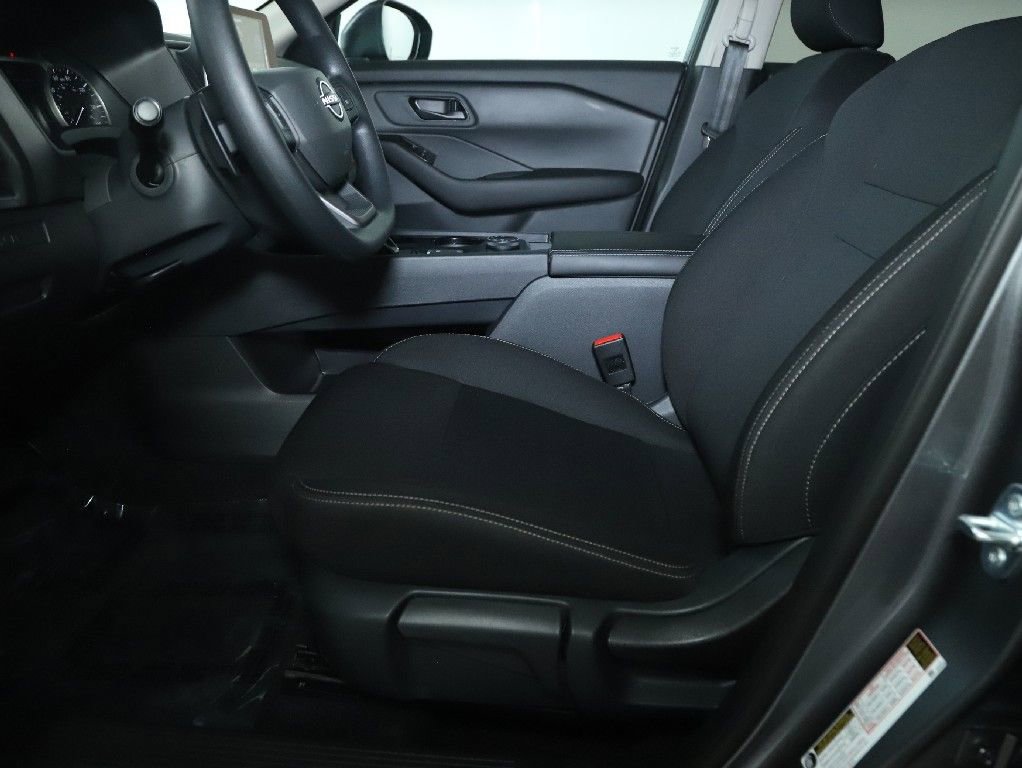 Certified 2026 Nissan Rogue S image 18