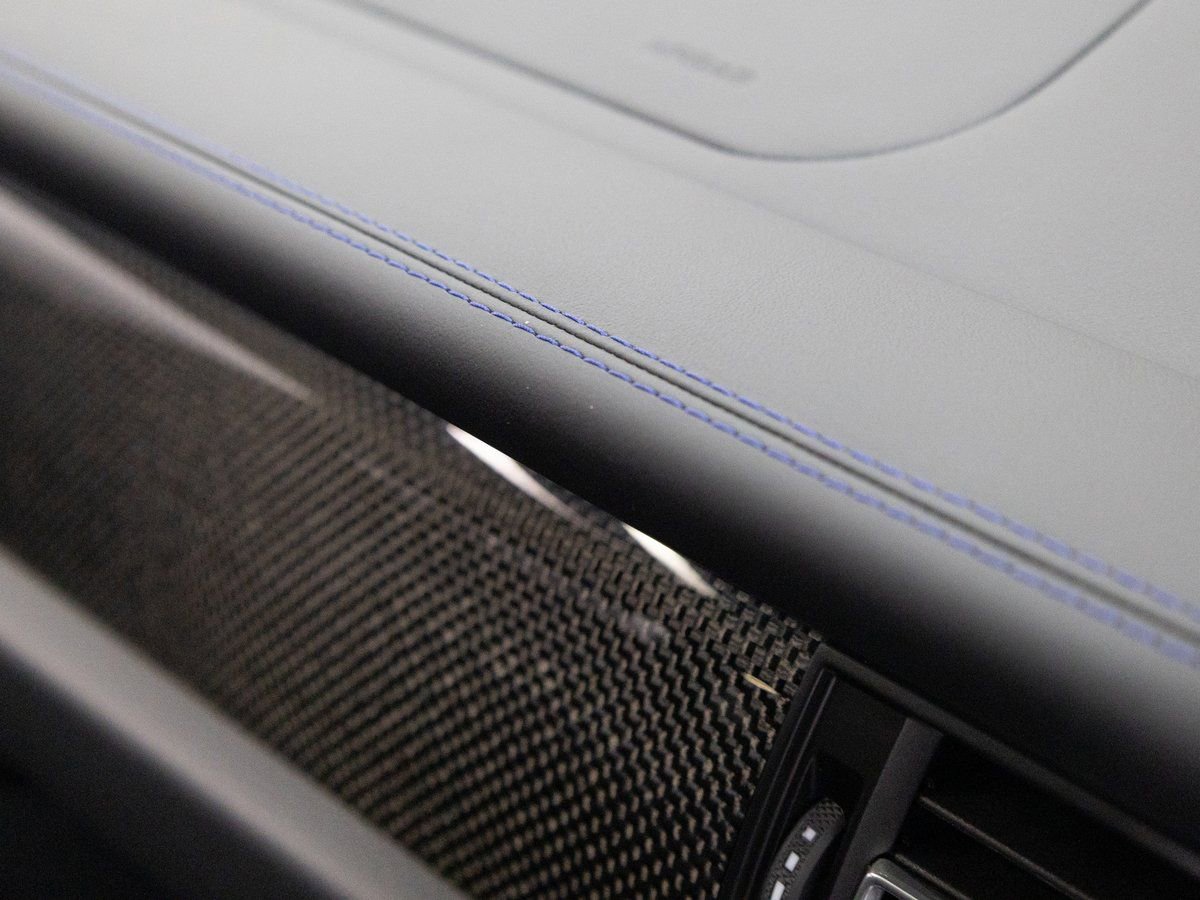 New 2026 Porsche Macan Turbo image 19