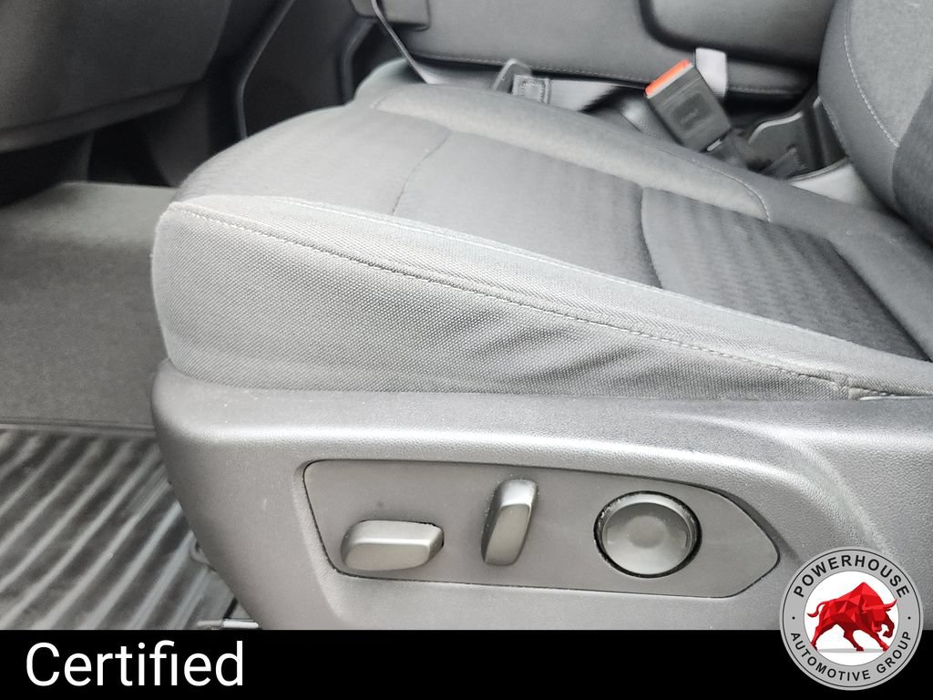 Used 2023 Chevrolet Silverado 1500 LT AWD/4WD image 23
