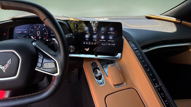 Used 2021 Chevrolet Corvette Stingray Preferred Cpe w/ Z51 Performance Package RWD image 11
