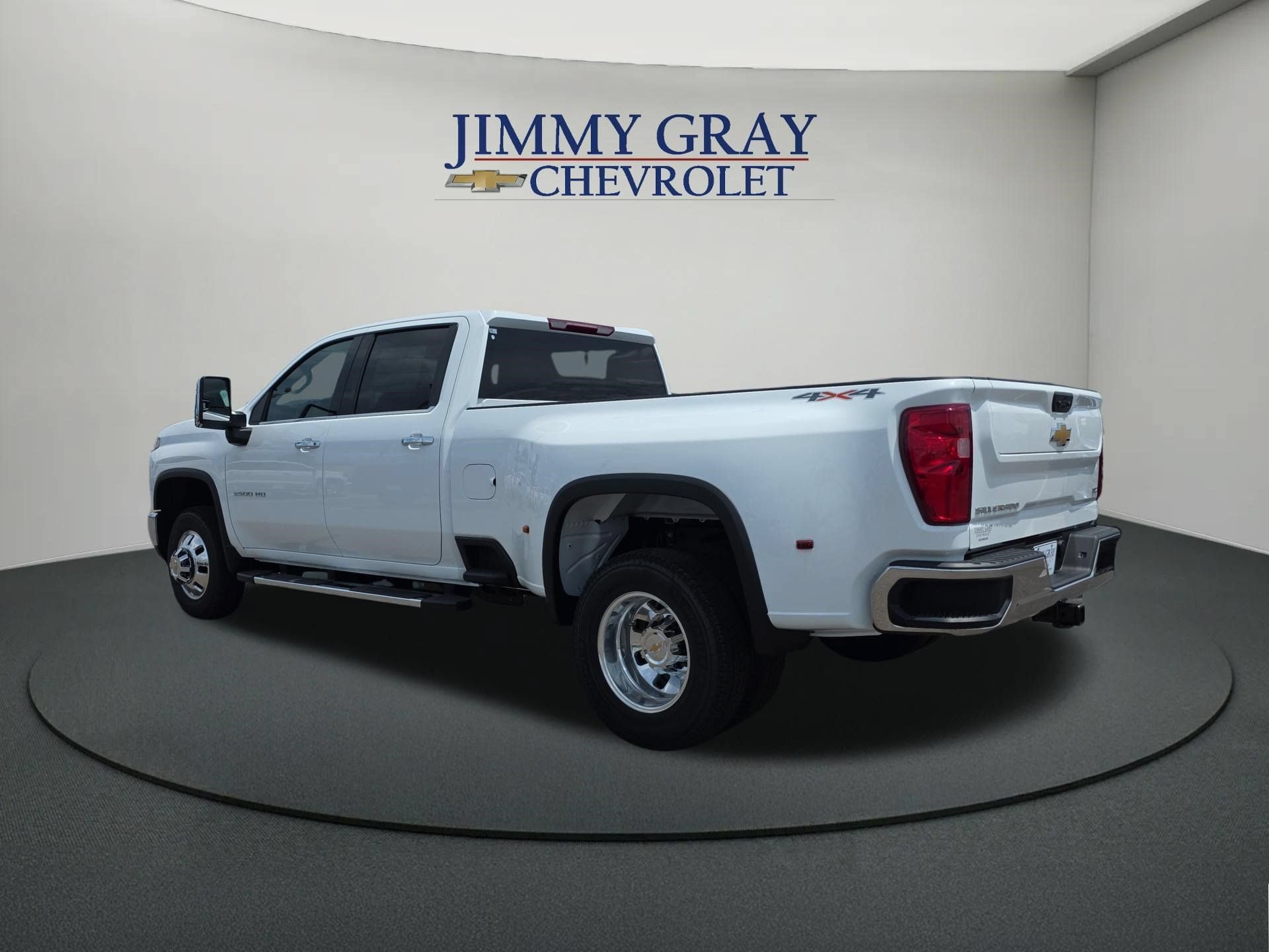 New 2026 Chevrolet Silverado 3500 LTZ w/ LTZ Convenience Package AWD/4WD image 3