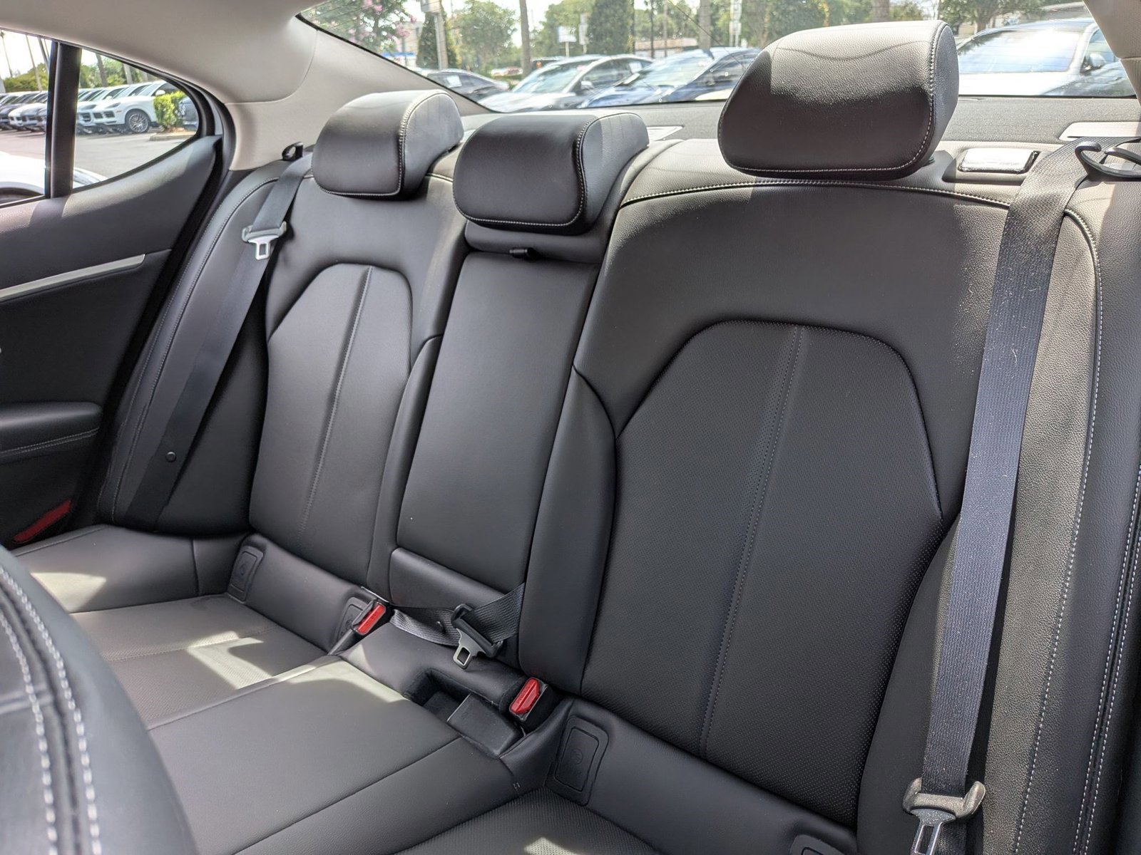 Used 2023 Genesis G70 2.0T RWD image 16