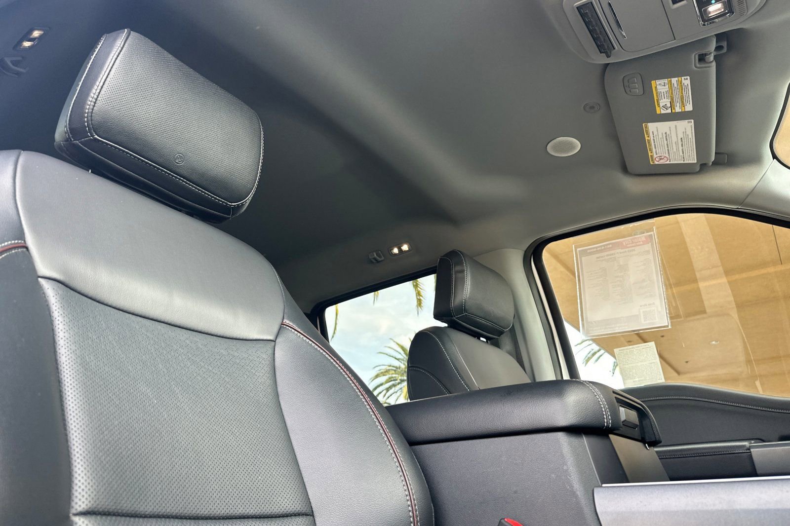 Used 2023 Ford F250 Lariat w/ Lariat Ultimate Package image 17