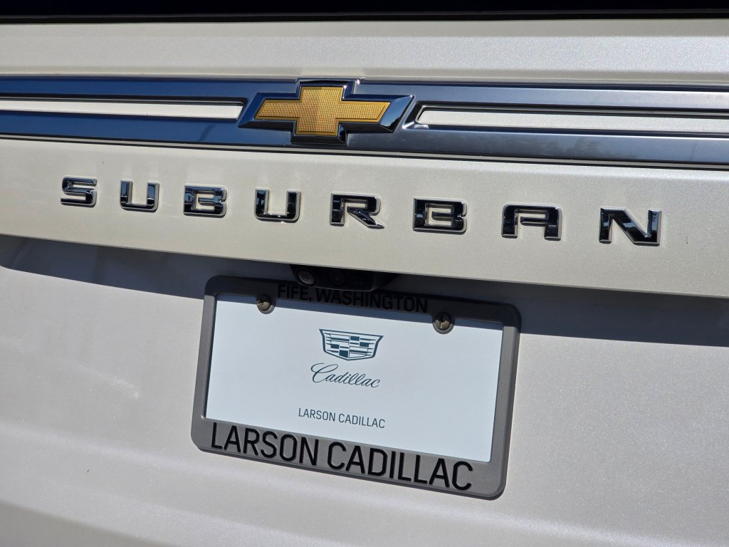 Used 2024 Chevrolet Suburban High Country AWD/4WD image 38
