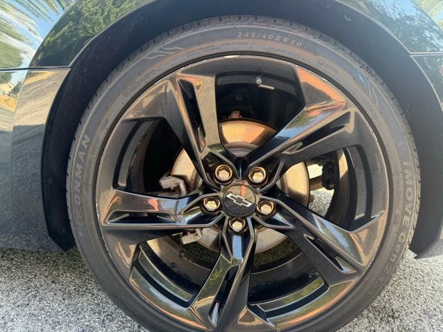 Used 2021 Chevrolet Camaro LT image 7