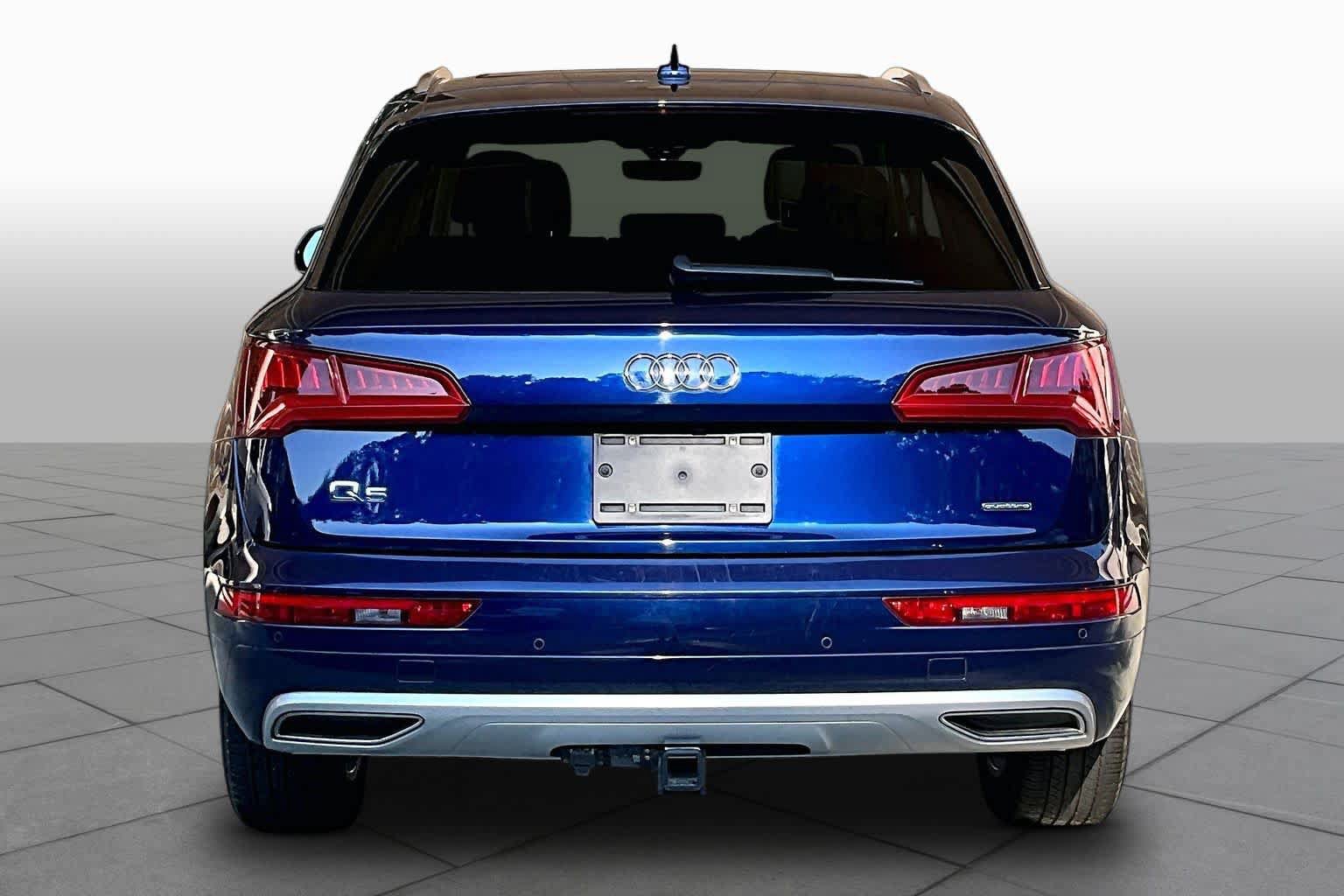 Used 2020 Audi Q5 2.0T Premium w/ Convenience Package AWD/4WD image 5